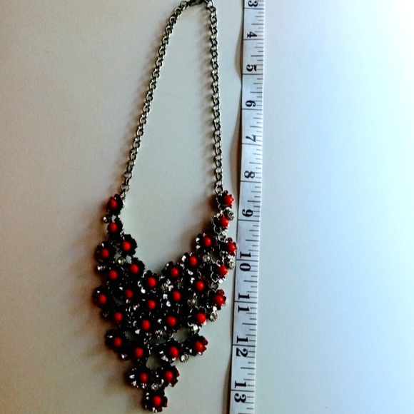 Beautiful Bib Necklace/Earrings Set + FREE GIFT - Picture 9 of 16